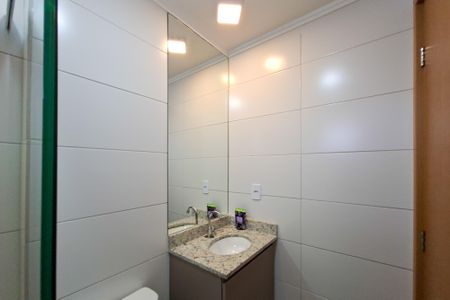 Apartamento para alugar com 69m², 2 quartos e 2 vagas Apartamento para alugar com 69m², 2 quartos e 2 vagasBanheiro da Suíte