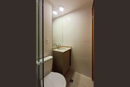 Apartamento para alugar com 69m², 2 quartos e 2 vagas Apartamento para alugar com 69m², 2 quartos e 2 vagasBanheiro