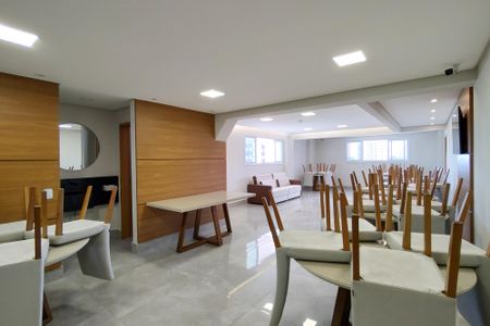 Apartamento para alugar com 69m², 2 quartos e 2 vagas Apartamento para alugar com 69m², 2 quartos e 2 vagasÁrea comum - Salão de festas