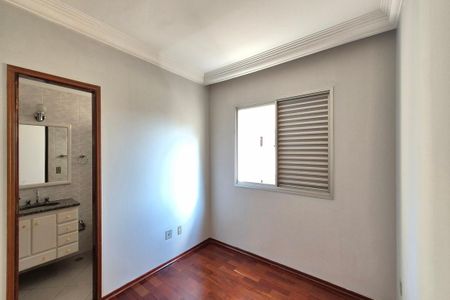 Apartamento para alugar com 90m², 2 quartos e 1 vagaQuarto 2 - Suíte