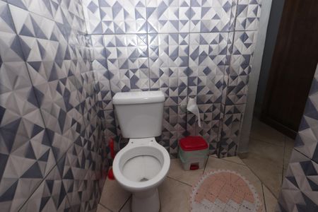 Banheiro da Suíte de casa à venda com 3 quartos, 125m² em Jardim Iva, São Paulo