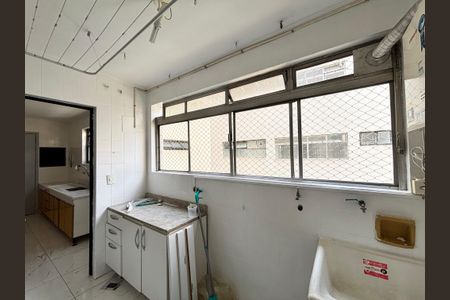 Apartamento à venda com 90m², 2 quartos e 1 vagaÁrea de Serviço