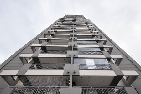 Apartamento para alugar com 82m², 2 quartos e 2 vagasFachada