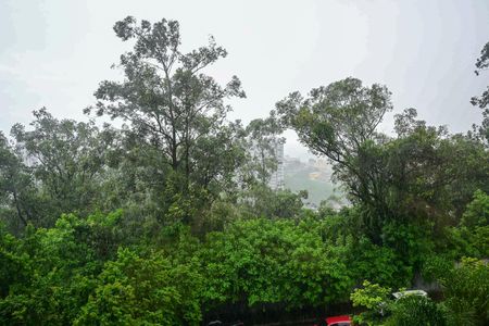 Apartamento para alugar com 82m², 2 quartos e 2 vagasVista da Suíte 1