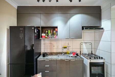 Apartamento para alugar com 82m², 2 quartos e 2 vagasCozinha