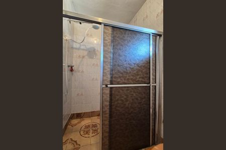 Casa à venda com 390m², 3 quartos e 2 vagasBanheiro