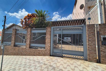 Casa à venda com 390m², 3 quartos e 2 vagasFachada do Prédio