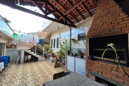 Casa à venda com 390m², 3 quartos e 2 vagasÁrea comum - Churrasqueira