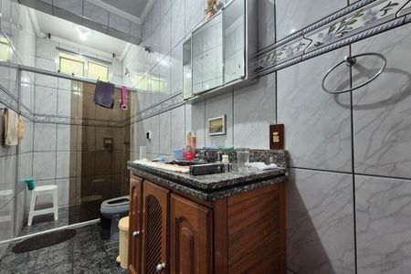 Casa à venda com 390m², 3 quartos e 2 vagasBanheiro