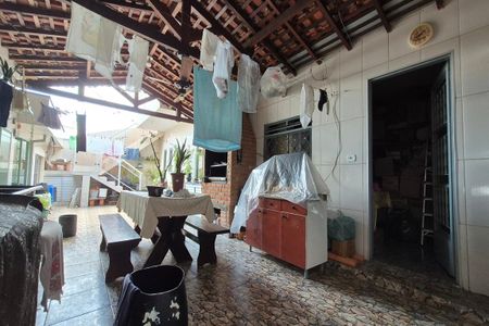 Casa à venda com 390m², 3 quartos e 2 vagasÁrea de Serviço