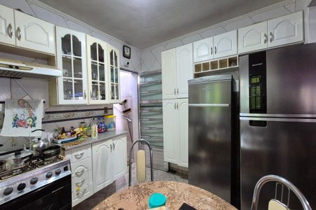 Casa à venda com 390m², 3 quartos e 2 vagasCozinha 