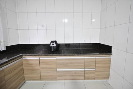 Casa para alugar com 3 quartos, 250m² em Jardim Novo Mundo, Goiânia