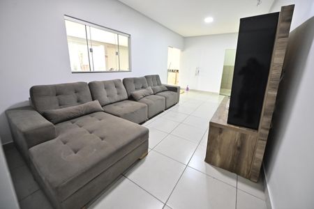 Casa para alugar com 3 quartos, 250m² em Jardim Novo Mundo, Goiânia