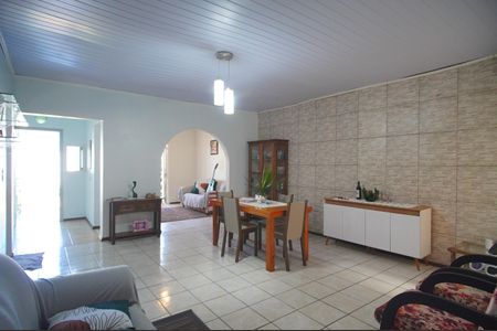 Casa à venda com 180m², 3 quartos e 1 vagaSala de Jantar