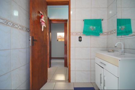 Casa à venda com 180m², 3 quartos e 1 vagaBanheiro 2