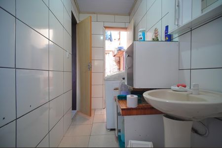 Casa à venda com 180m², 3 quartos e 1 vagaBanheiro 1