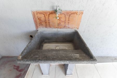 Casa para alugar com 200m², 2 quartos e sem vagaÁrea de Serviço - Sacada