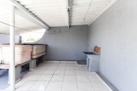 Casa para alugar com 200m², 2 quartos e sem vagaÁrea de Serviço - Sacada
