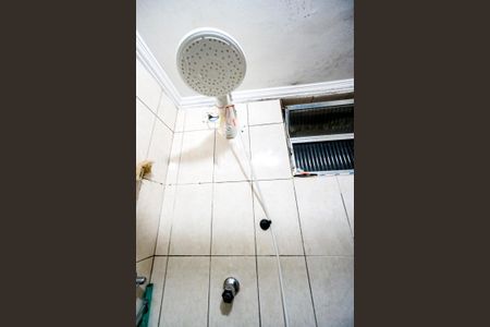 Apartamento à venda com 47m², 2 quartos e sem vagaChuveiro