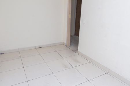 Casa para alugar com 48m², 1 quarto e sem vaga Casa para alugar com 48m², 1 quarto e sem vagaQuarto