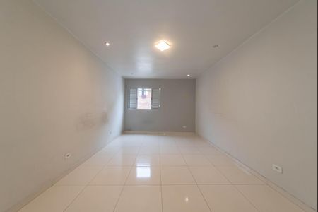 Quarto de casa para alugar com 1 quarto, 120m² em Capão Redondo, São Paulo