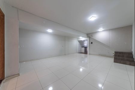 Sala de casa para alugar com 1 quarto, 120m² em Capão Redondo, São Paulo