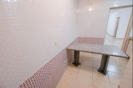 Apartamento para alugar com 80m², 2 quartos e 1 vagaÁrea de Serviço