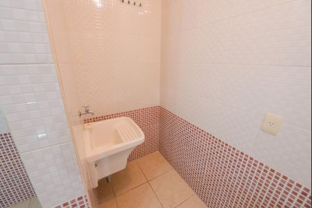 Apartamento para alugar com 80m², 2 quartos e 1 vagaÁrea de Serviço