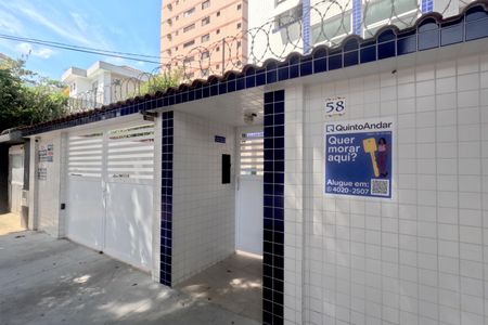 Apartamento para alugar com 80m², 2 quartos e 1 vagaFachada | Placa/Adesivo Quintoandar instalado