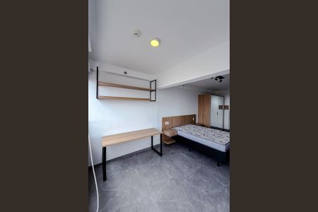 Varanda de kitnet/studio para alugar com 1 quarto, 32m² em Ipiranga, São Paulo