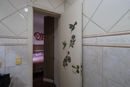 Casa de condomínio para alugar com 450m², 4 quartos e 6 vagasBanheiro da Suíte 1