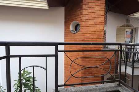 Casa de condomínio para alugar com 450m², 4 quartos e 6 vagasQuarto 4 - Suíte