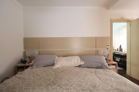 Casa de condomínio para alugar com 450m², 4 quartos e 6 vagasQuarto 4 - Suíte