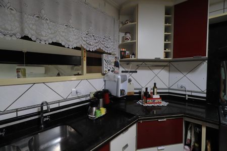 Casa de condomínio para alugar com 450m², 4 quartos e 6 vagasCozinha