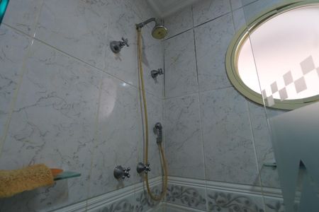 Casa de condomínio para alugar com 450m², 4 quartos e 6 vagasBanheiro da Suíte 4