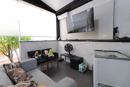 Casa de condomínio para alugar com 450m², 4 quartos e 6 vagasSala de TV 2