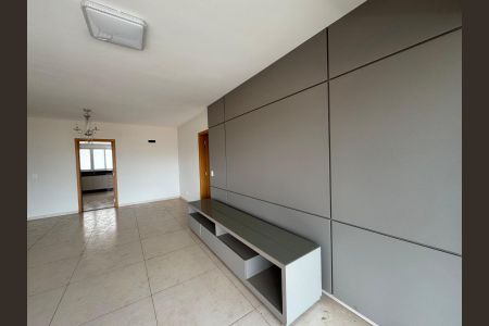 Apartamento para alugar com 190m², 4 quartos e 3 vagasSala