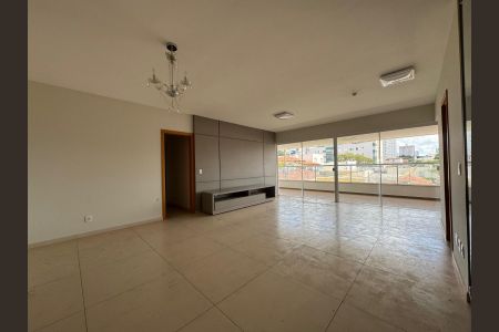 Apartamento para alugar com 190m², 4 quartos e 3 vagasSala