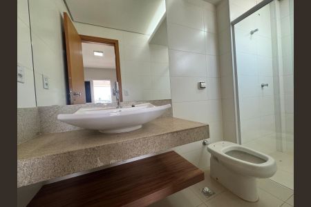 Apartamento para alugar com 190m², 4 quartos e 3 vagasBanheiro