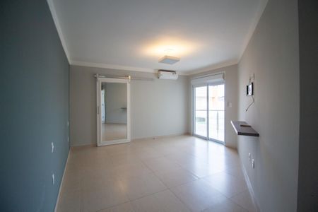 Casa de condomínio para alugar com 260m², 3 quartos e 4 vagasSuite 2