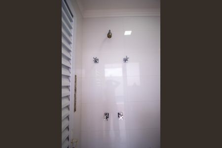 Casa de condomínio para alugar com 260m², 3 quartos e 4 vagasBanheiro Externo 