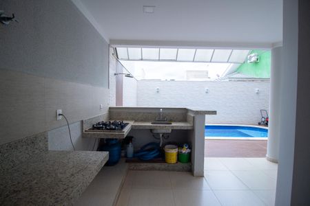 Casa de condomínio para alugar com 260m², 3 quartos e 4 vagasÁrea gourmet