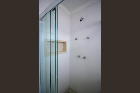 Casa de condomínio para alugar com 260m², 3 quartos e 4 vagasBanheiro da Suite 2