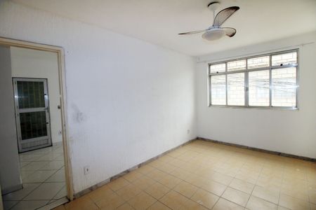 Quarto 1 de casa para alugar com 3 quartos, 120m² em Pavuna, Rio de Janeiro