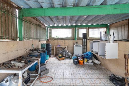 Casa à venda com 406m², 3 quartos e 2 vagas Casa à venda com 406m², 3 quartos e 2 vagasÁrea de Serviço 2