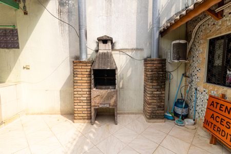 Casa à venda com 406m², 3 quartos e 2 vagas Casa à venda com 406m², 3 quartos e 2 vagasTerraço Gourmet