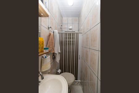 Casa à venda com 406m², 3 quartos e 2 vagas Casa à venda com 406m², 3 quartos e 2 vagasBanheiro