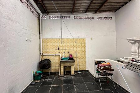 Casa à venda com 64m², 3 quartos e sem vagaÁrea de Serviço