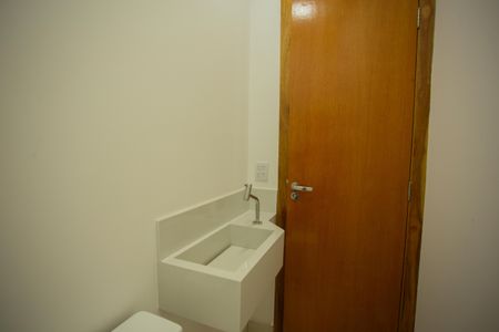 Casa para alugar com 170m², 3 quartos e 4 vagas Casa para alugar com 170m², 3 quartos e 4 vagasLAVABO