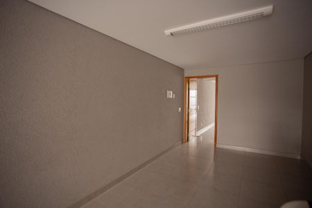 Casa para alugar com 170m², 3 quartos e 4 vagas Casa para alugar com 170m², 3 quartos e 4 vagasGARAGEM